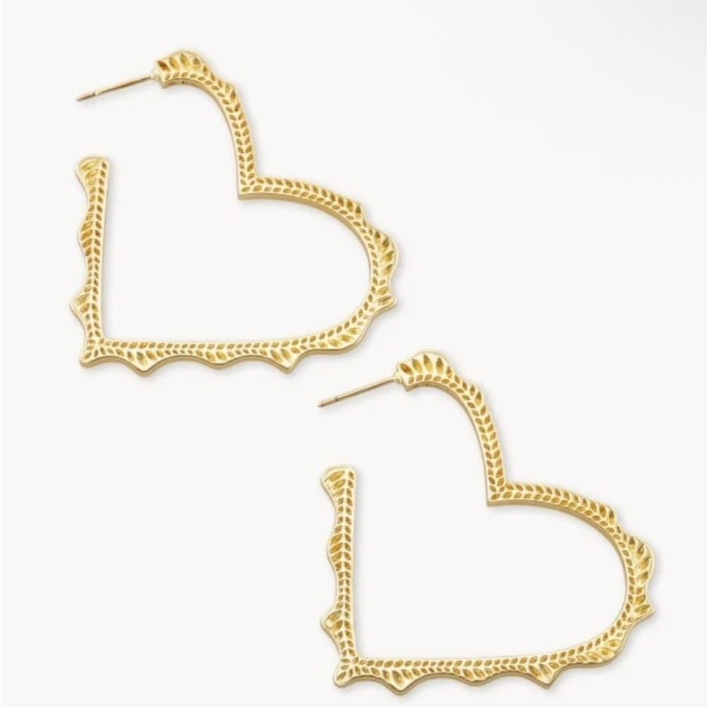 *****SOLD*****Kendra Scott Gold Textured Open Heart Earrings